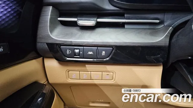 Kia Canival Carnival 4 поколение Бензин 9 мест Signature — Фото автомобиля 17