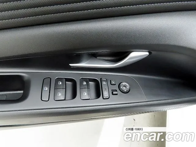 Hyundai Avante CN7 — Фото автомобиля 11
