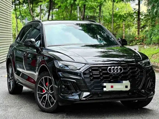 Фотография автомобиля — Audi Q5L