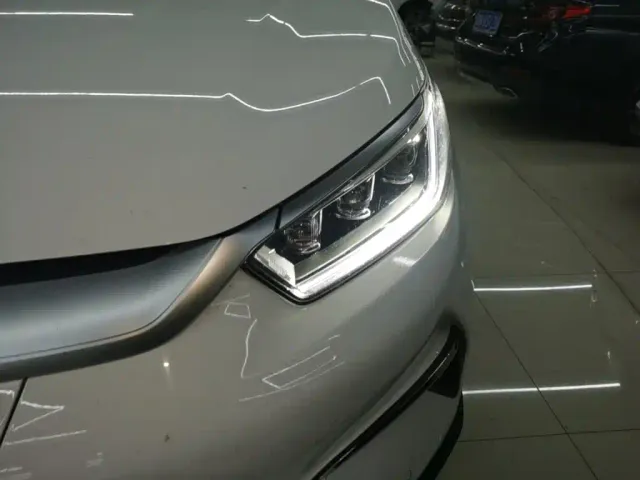 BYD Yuan Pro — Фото автомобиля 23