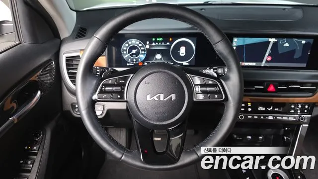 Kia Seltos New — Фото автомобиля 18
