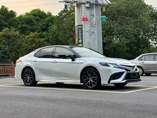 Toyota Camry — Фото автомобиля 9