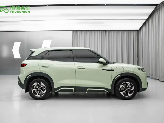 BYD Yuan UP — Фото автомобиля 4