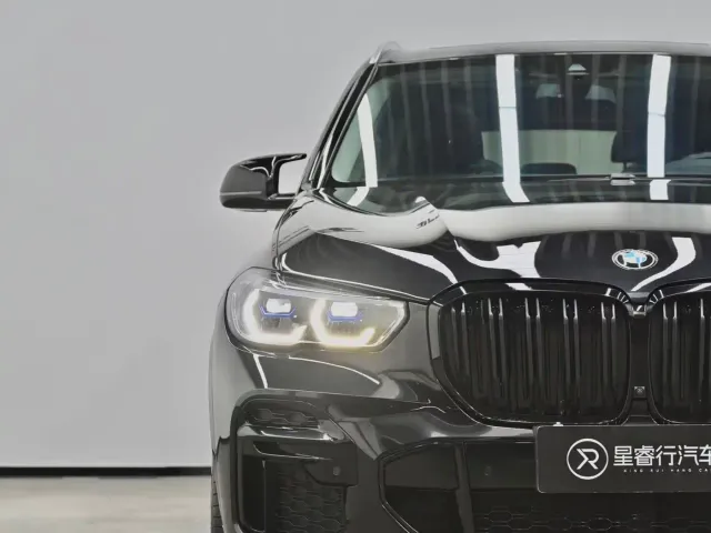 BMW X5 — Фото автомобиля 10
