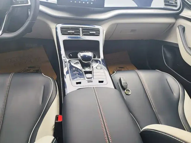 BYD Qin PLUS — Фото автомобиля 13