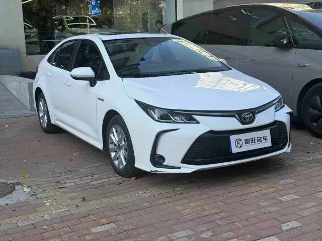 Toyota Corolla — Фото автомобиля 3