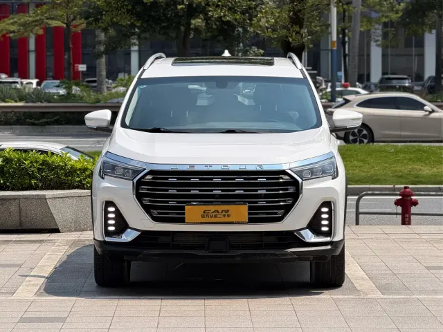Jetour X90 Plus — Фото автомобиля 2