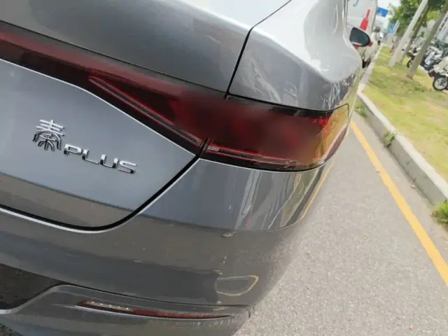 BYD Qin PLUS — Фото автомобиля 7