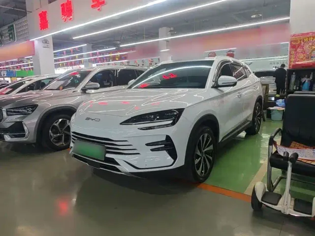 Фотография автомобиля — BYD Song PLUS