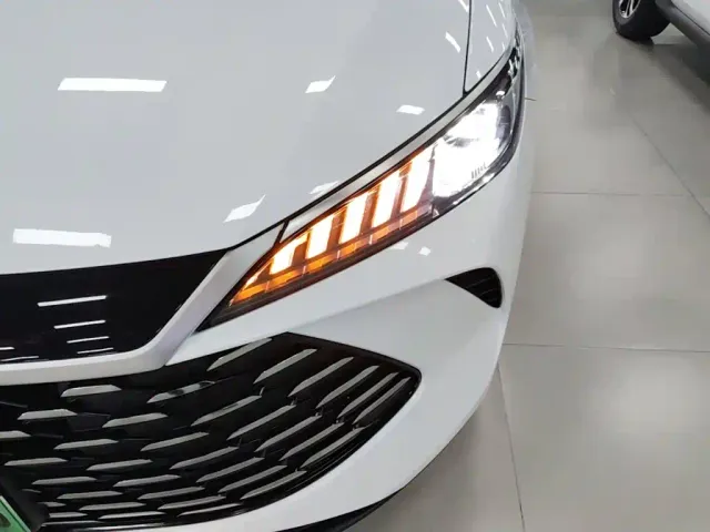 BYD Qin PLUS — Фото автомобиля 23