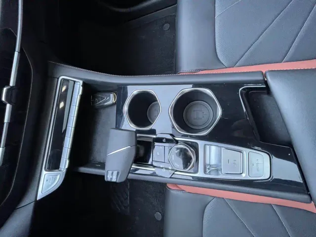 Changan Eado — Фото автомобиля 10
