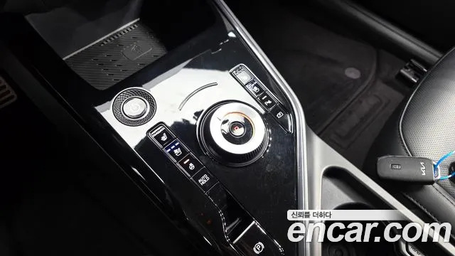 Kia Niro New — Фото автомобиля 12