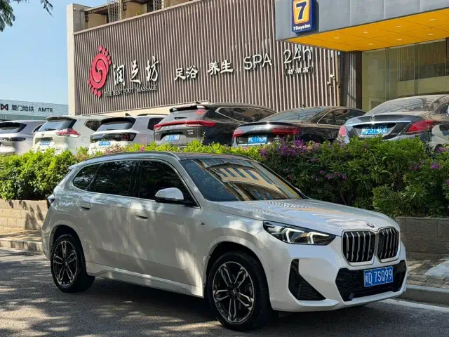 BMW X1 — Фото автомобиля 3