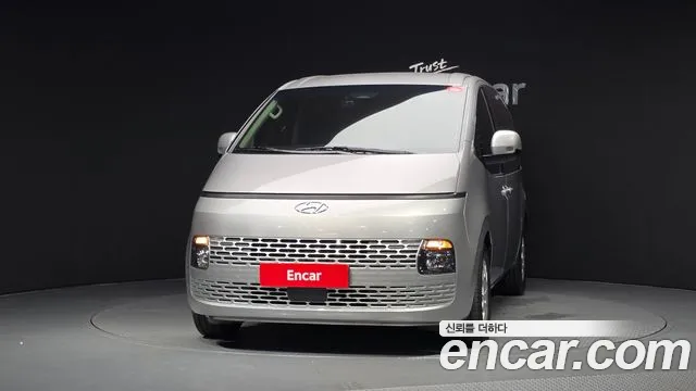 Hyundai Staria Staria L3.5 Карго 3 места — Фото автомобиля 3