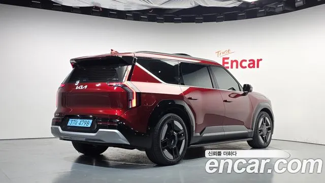 Kia EV9 — Фото автомобиля 2