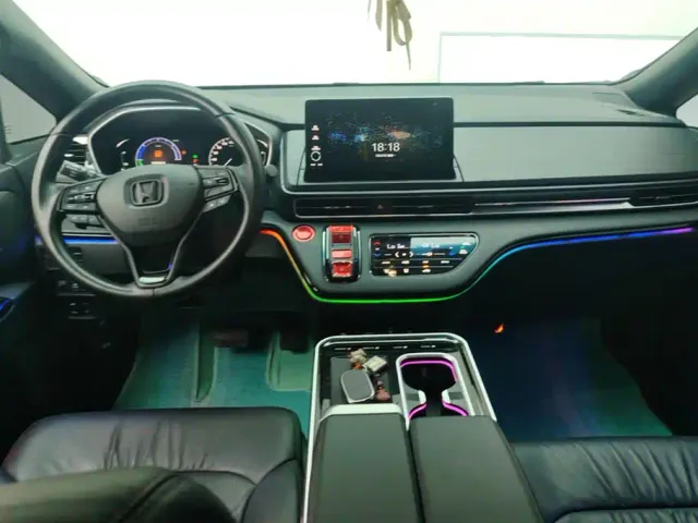 Honda Odyssey — Фото автомобиля 12