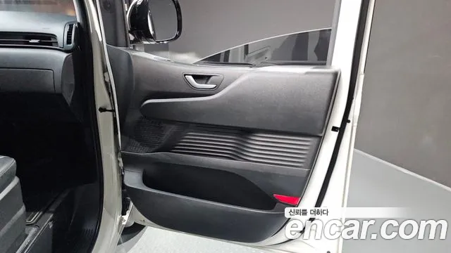 Hyundai Staria Staria Tourer 11 мест — Фото автомобиля 24
