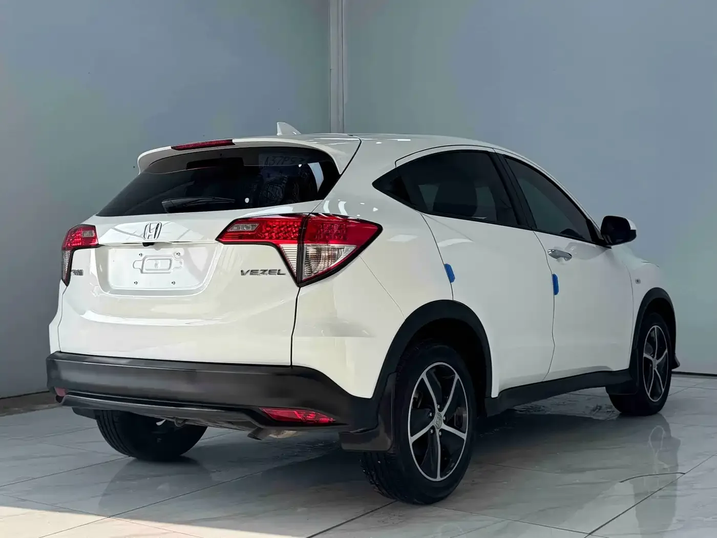 Honda Vezel 2020 1.5L CVT Pioneer — Фото автомобиля 6