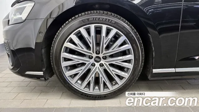 Audi A8 55 TFSI quattro Premium LWB — Фото автомобиля 5