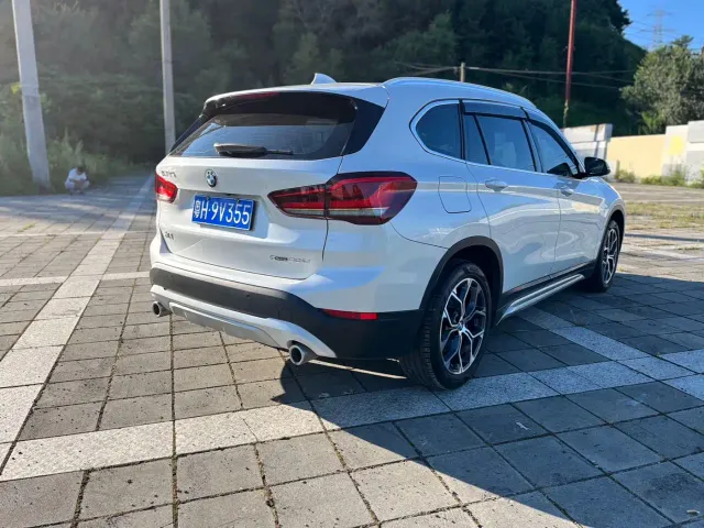 BMW X1 — Фото автомобиля 5