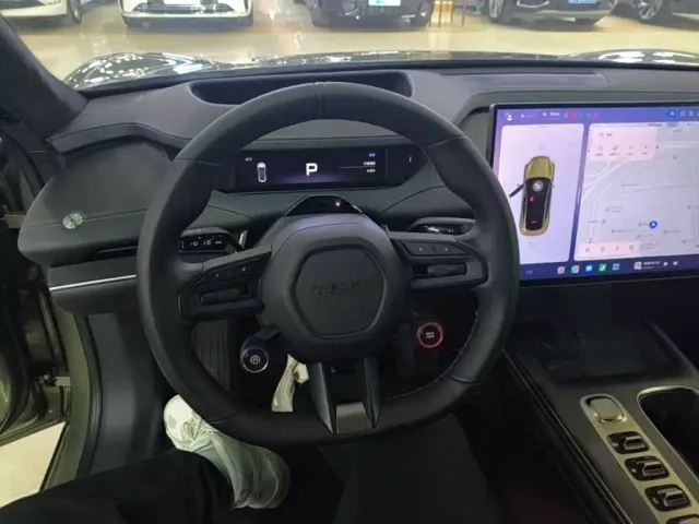 Xiaomi SU7 — Фото автомобиля 10