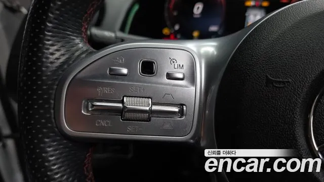 Mercedes-Benz GLB-Class — Фото автомобиля 18