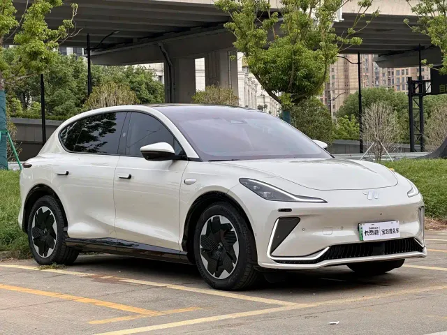 IM Motors IM LS7 2023 Model 90kWh Elite RWD Edition — Фото автомобиля 3