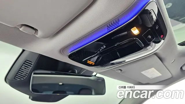 Mercedes-Benz E-Class — Фото автомобиля 19