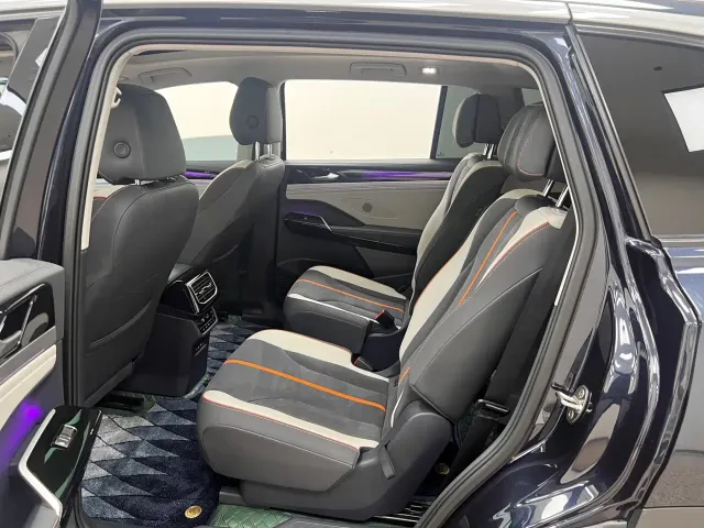 Volkswagen ID.6 Crozz — Фото автомобиля 17