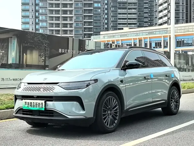 Фотография автомобиля — Leapmotor C11