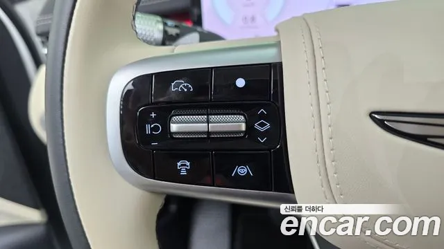 Genesis GV70 — Фото автомобиля 22