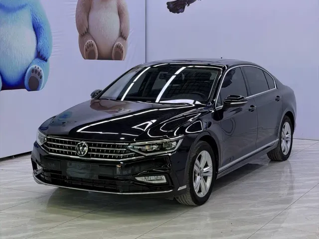 Фотография автомобиля — Volkswagen Magotan