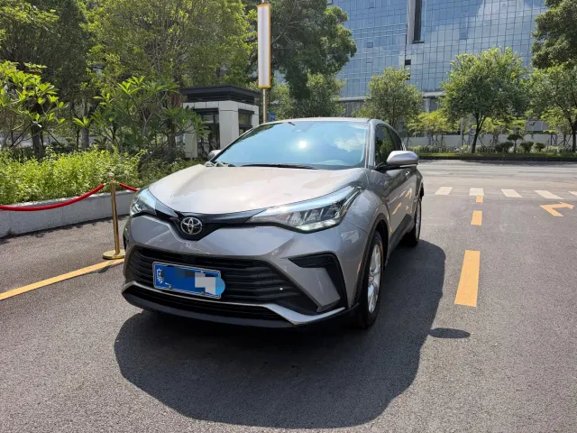 Фотография автомобиля — Toyota IZOA