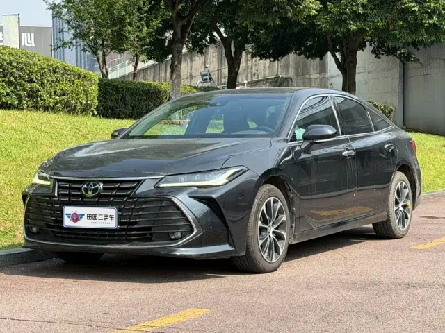 Фотография автомобиля — Toyota Avalon