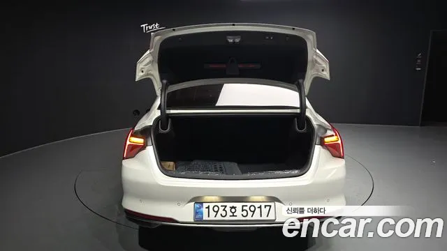 Kia K8 2.5 Бензин 2WD — Фото автомобиля 20