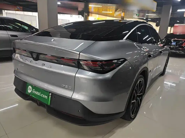 Arcfox Alpha S5 — Фото автомобиля 6