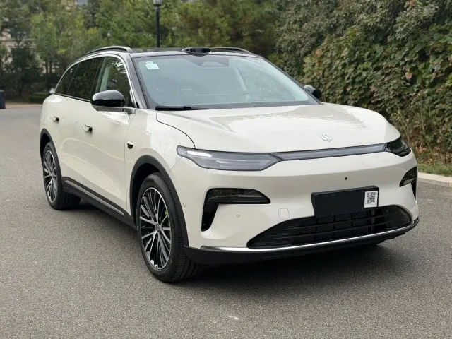 Leapmotor C11 — Фото автомобиля 3