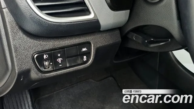 Kia Seltos — Фото автомобиля 28