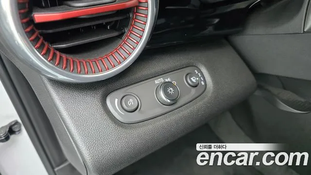 ChevroletGMDaewoo Trax Trax Кроссовер — Фото автомобиля 18