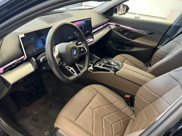 BMW i5 — Фото автомобиля 8