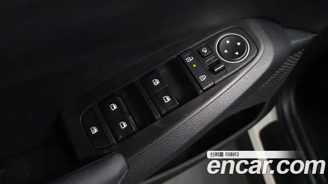 Kia Seltos — Фото автомобиля 23
