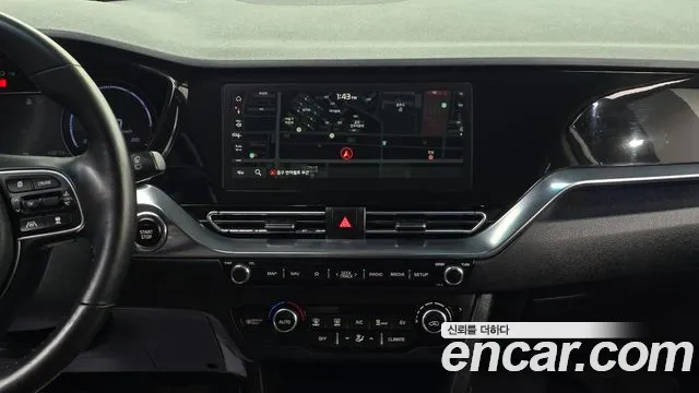 Kia Niro — Фото автомобиля 14