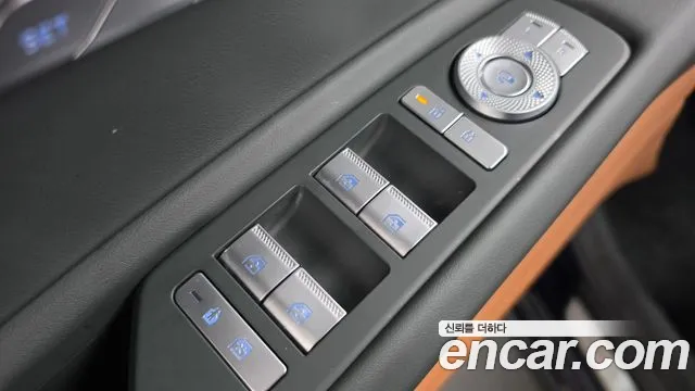 Genesis GV80 — Фото автомобиля 29