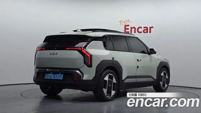 Kia EV3 — Фото автомобиля 2