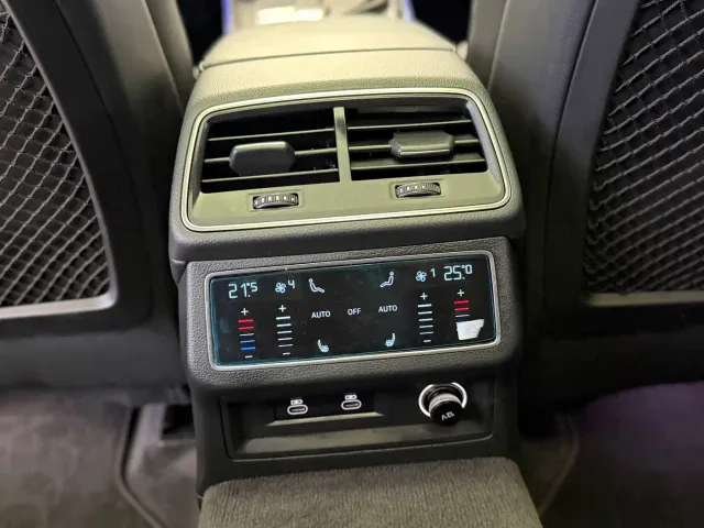 Audi A6L — Фото автомобиля 9