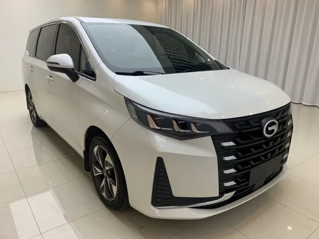 GAC Trumpchi M6 — Фото автомобиля 3