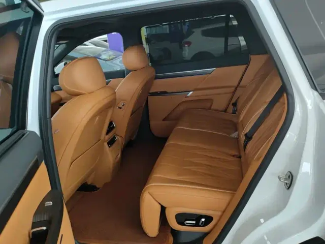 Dongfeng eπ 008 — Фото автомобиля 11
