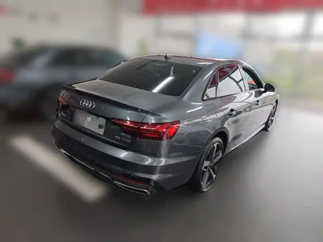 Audi A4L — Фото автомобиля 9
