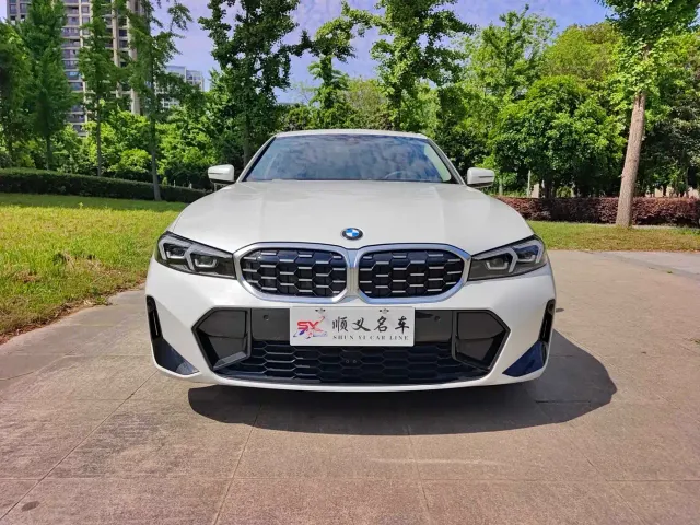 BMW 3 Series — Фото автомобиля 5