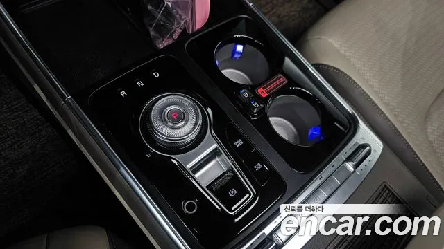 Kia Canival Новый Carnival 4 поколение Дизель 9 мест Signature — Фото автомобиля 9